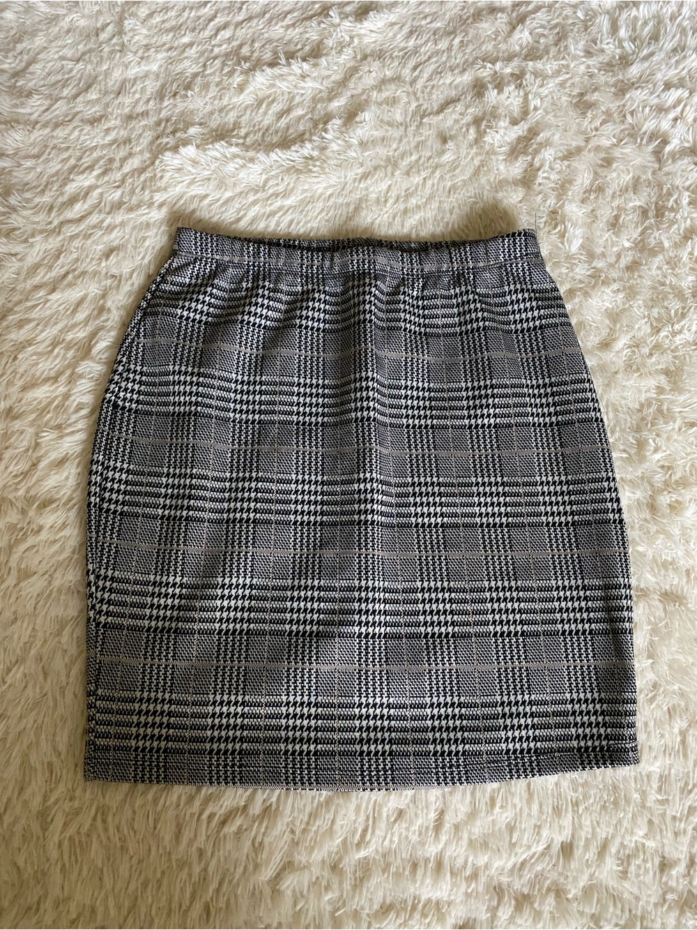 Classic Black & White Plaid Pencil Skirt - Women
